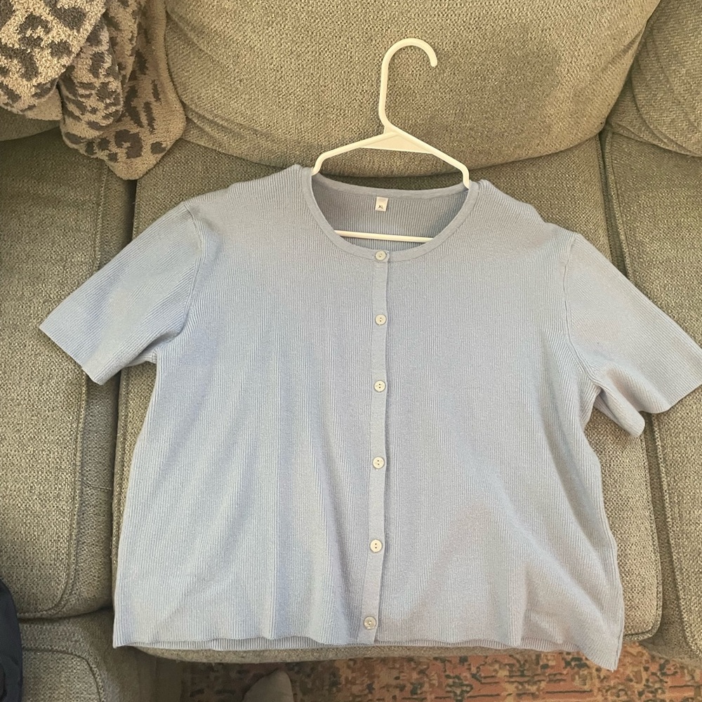 Blue short sleeve knit cardigan
